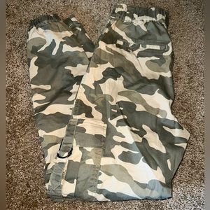 Garage Camo Jogger Jeans